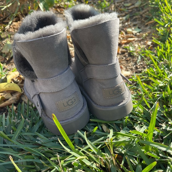 Ug Aubrielle Grey winter Boots size 9 brand New - Picture 4 of 9
